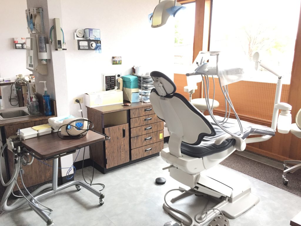 Dentist's Chair for teeth cleaning and check-ups